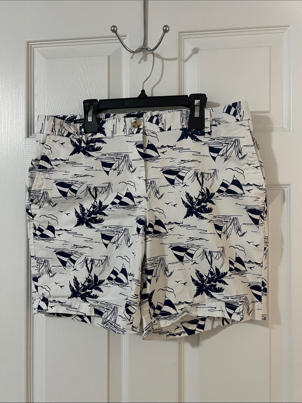 Talbots White Shorts with Navy Sailboat Print